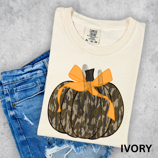 Camo Pumpkin - Comfort Color Graphic Tee